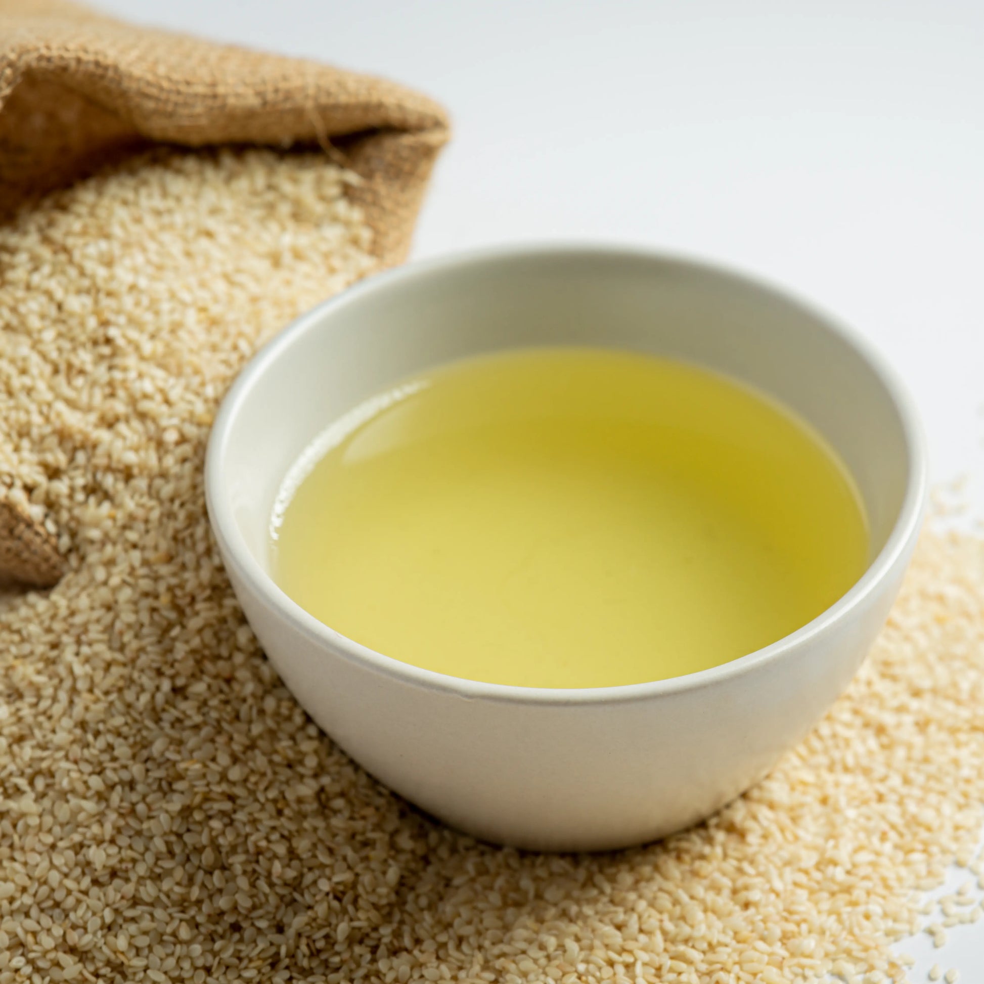 Sesame_Seed_Oil_1